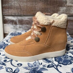 🌿NEW🌿 Sorel Out N About Cozy Wedge Boot